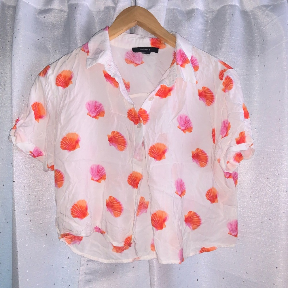 Hawaiian shirt / button up